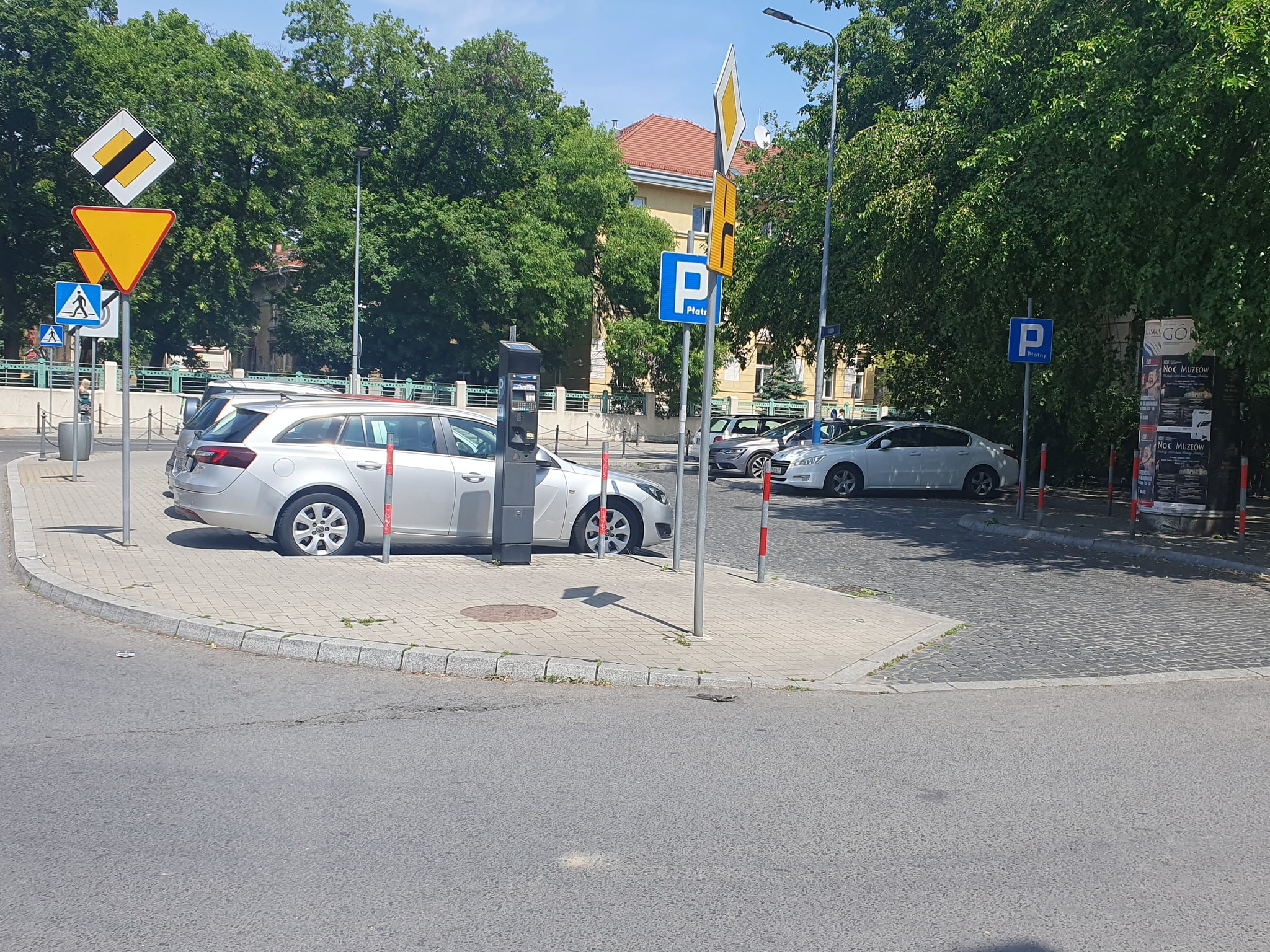 Nowe zasady parkowania w Krakowie: co się zmienia?